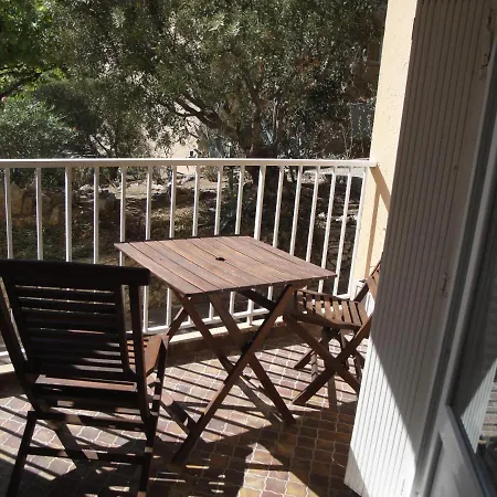 Apartament T3 Centre De Parking, Climatise, Wifi *