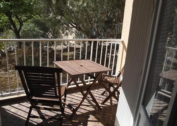 Apartmán T3 Centre De Parking, Climatise, Wifi *