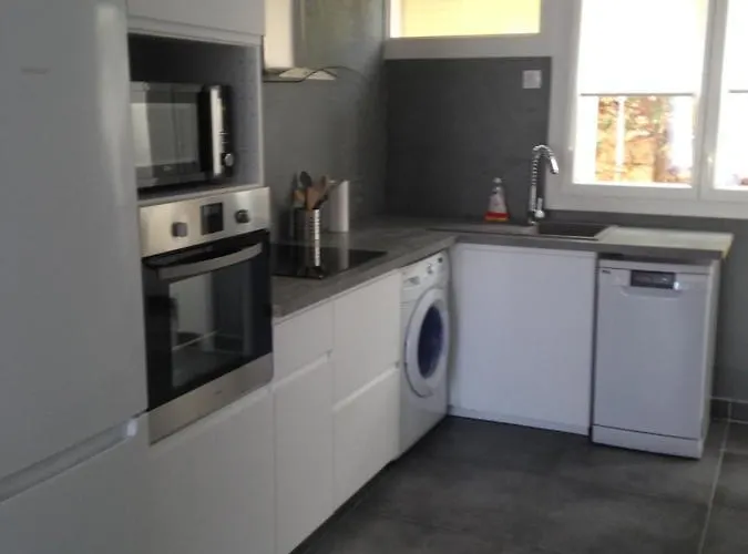 T3 Centre De Parking, Climatise, Wifi *